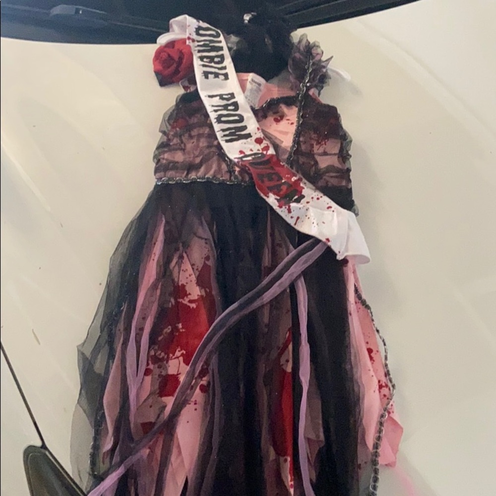 Costume